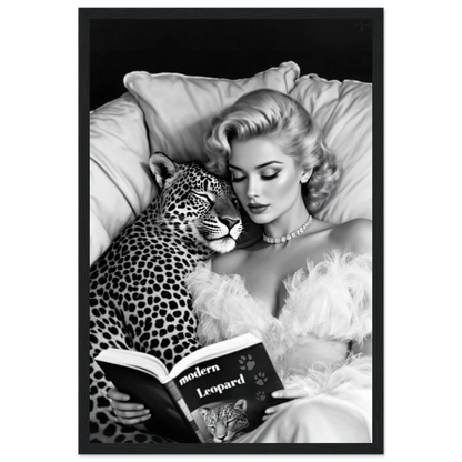 Hollywood Starlet Leopard Cat Art Print 30x45 cm 12x18″ Classic Matte Paper Wooden Framed Poster Black Wood Frame