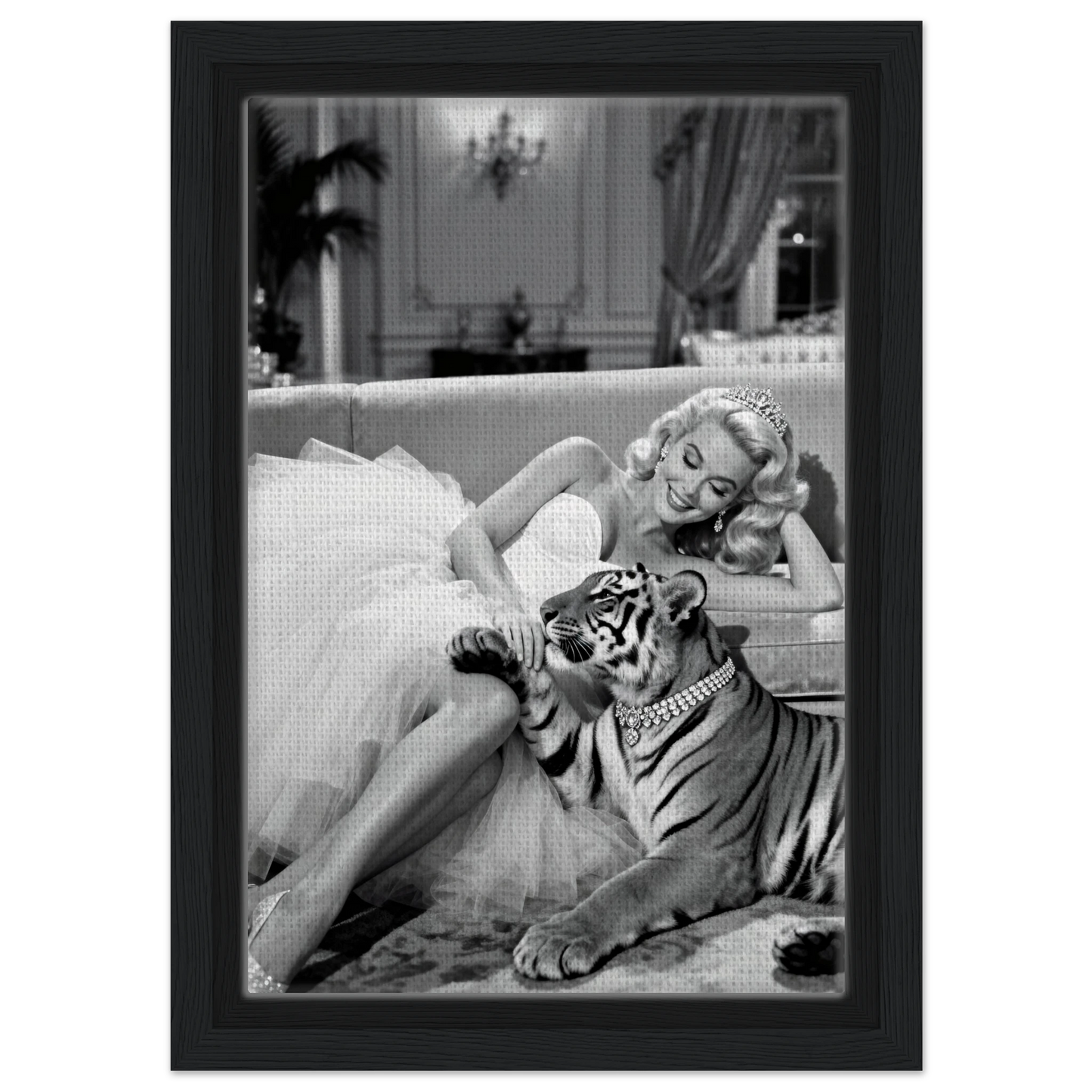 Vintage Hollywood Starlet Tiger Art Print 20x30 cm 8x12″ Framed Canvas - Black Wood
