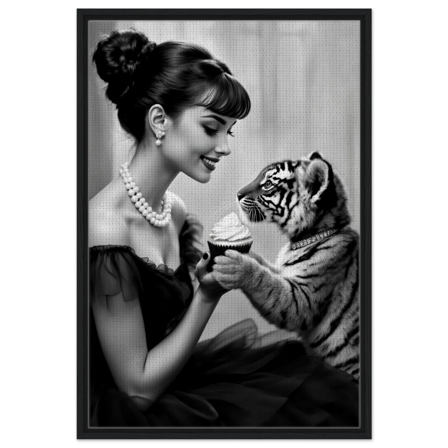 Audrey Hepburn Tiger Cub Art Print Black Wood Frame 60x90 cm 24x36″ Framed Canvas