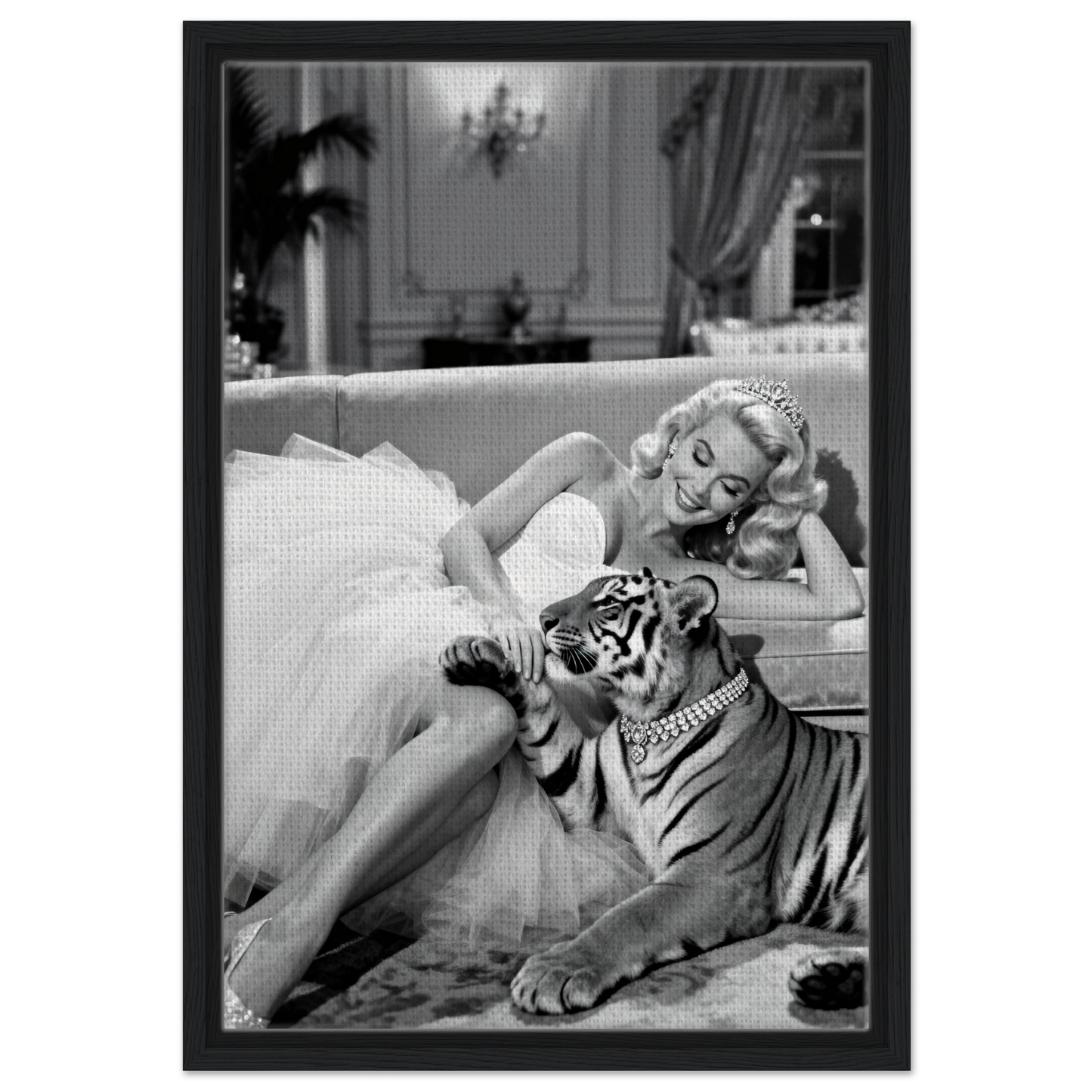 Vintage Hollywood Starlet Tiger Art Print 40x60 cm 16x24″ Framed Canvas - Black Wood