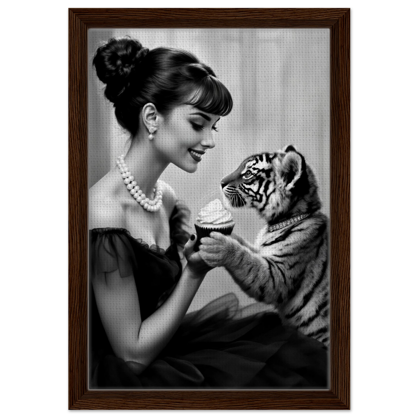 Audrey Hepburn Tiger Cub Art Print Dark Brown Wood Frame 30x45 cm 12x18″ Framed Canvas